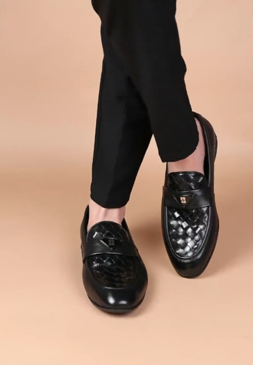 Woven casual leather shoes