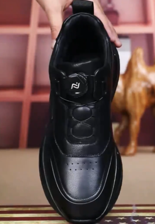 Triangular air cushion leisure shoes