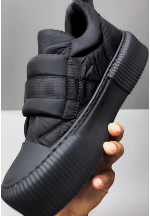 Black wide buckle comfortable and high casual shoes