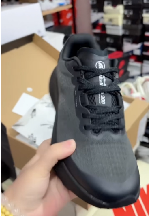 Men's grey knitted casual shoes