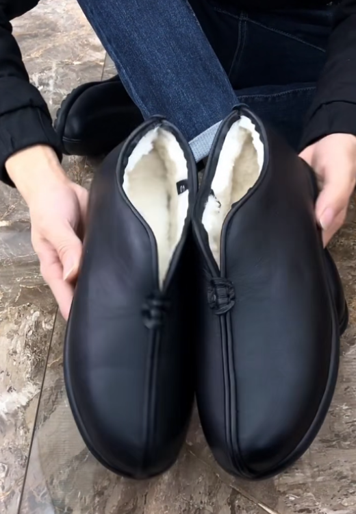 Men's casual warm soft leather shoes
