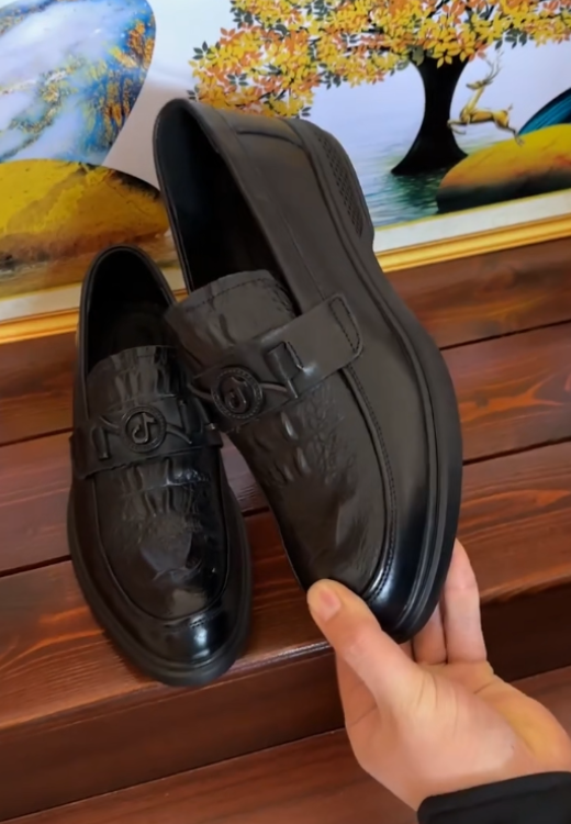 Dry leaf printed casual leather shoes