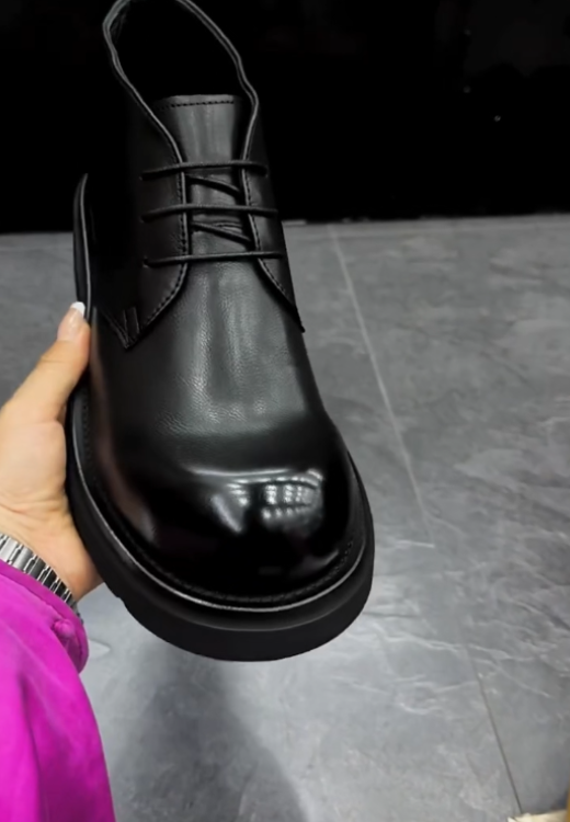 Men's handmade round-headed low-top leather boots
