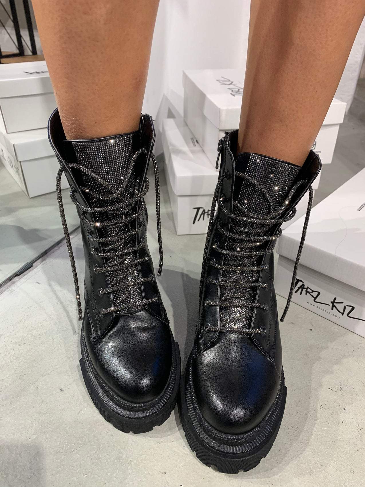 (Christmas Big Saleš„) Italian leather sequin casual boots