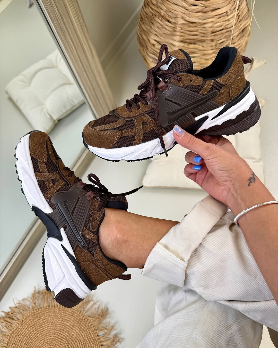 Brown high-quality breathable casual sports shoes