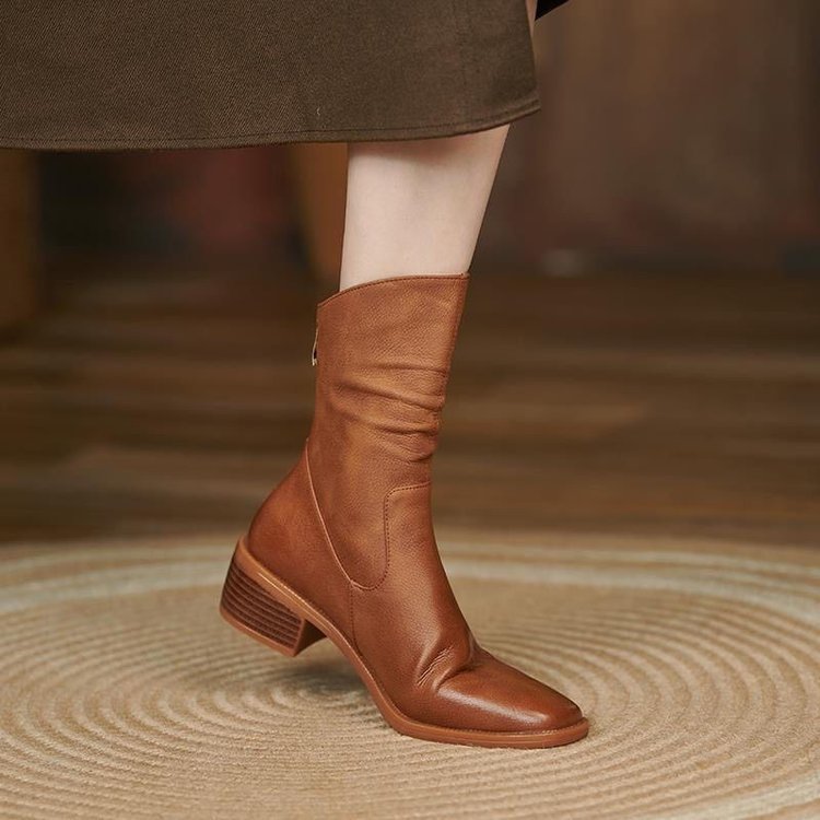 Vintage Chunky Heel Leather boots