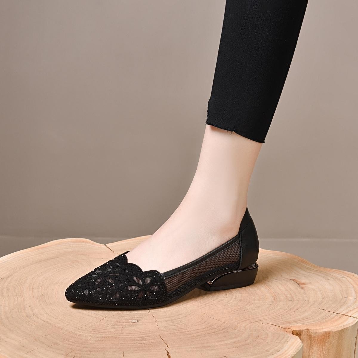 Versatile fashion casual shoes