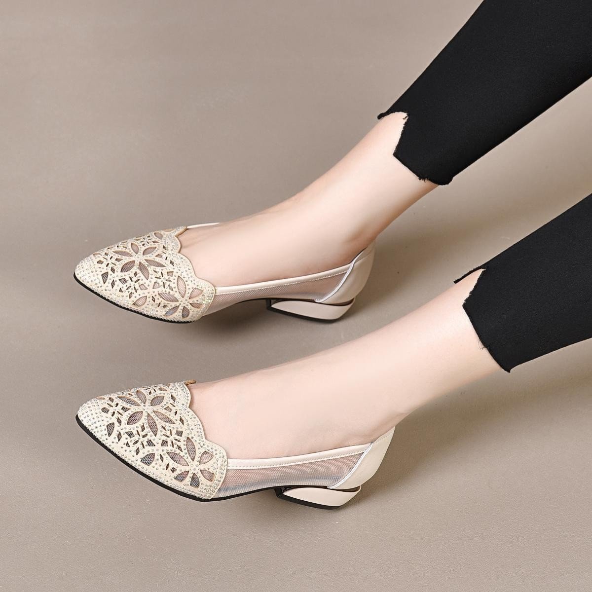 Versatile fashion casual shoes