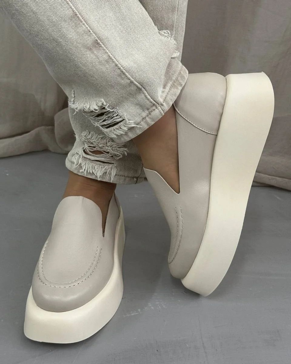 The Pure Leather Casual Shoes
