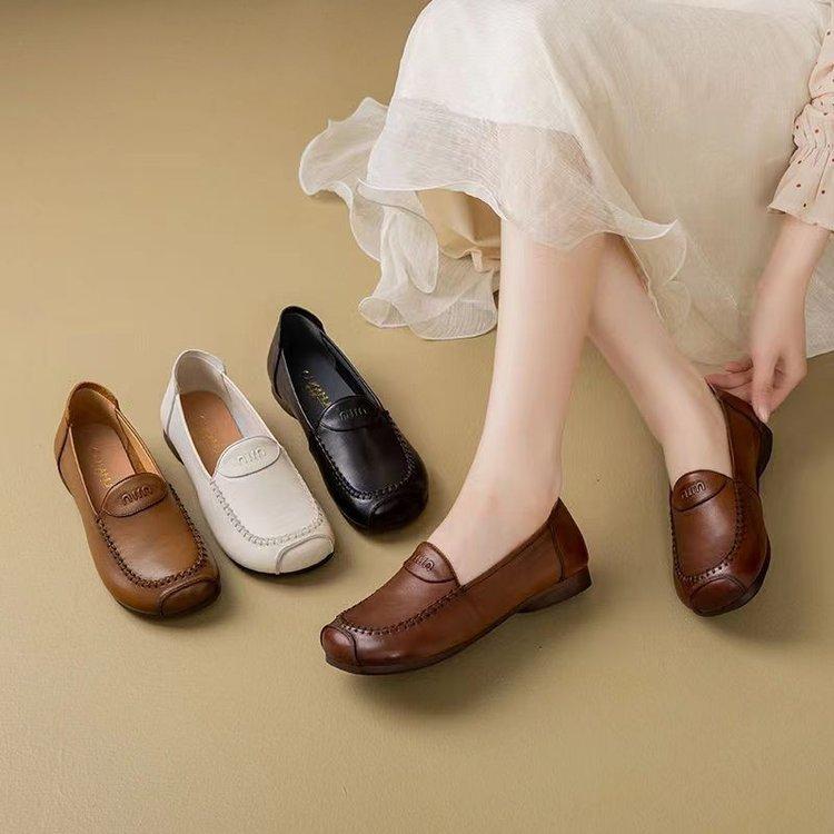 Retro soft leather orthopedic casual shoes