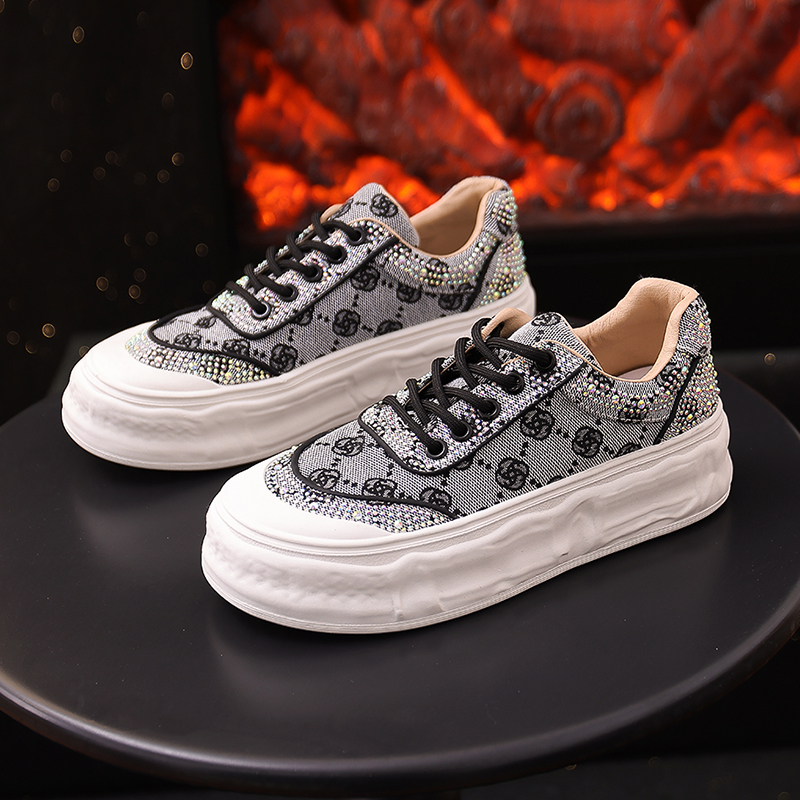 Rhinestone Breathable Canvas Shoes