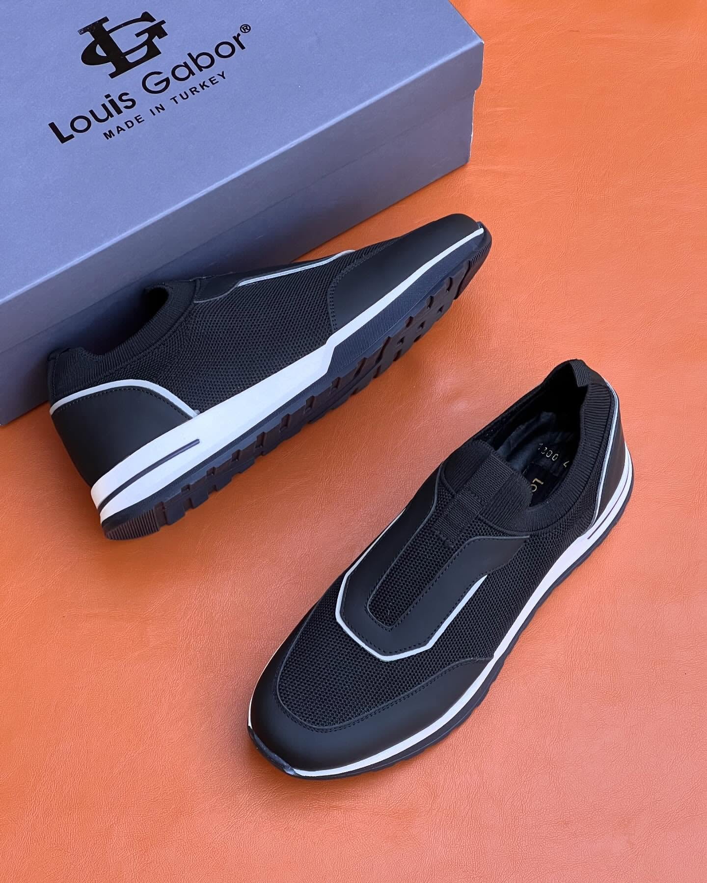 Men's black shoeless casual shoes