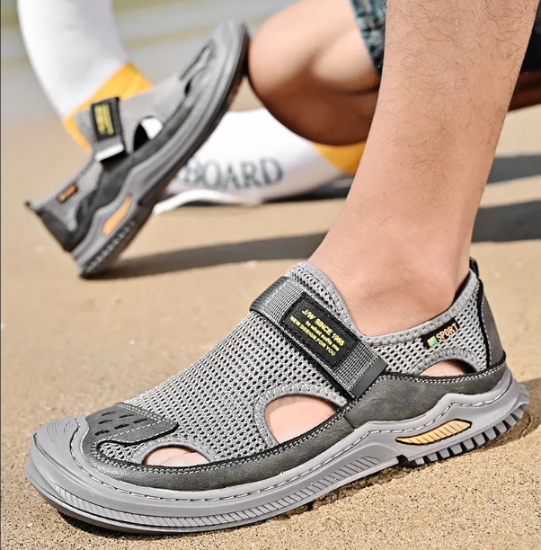 Men's hollow breathable casual sandals