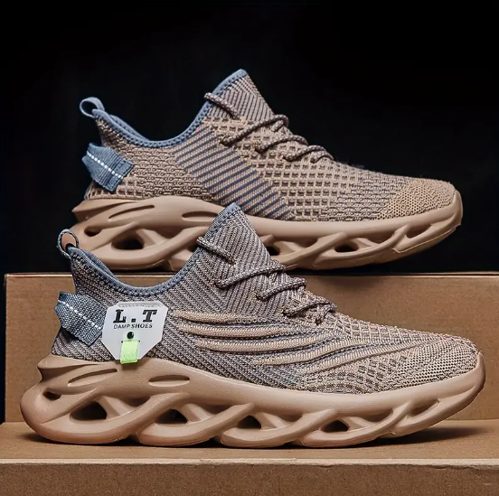 Khaki elastic sole mesh flying woven shoes