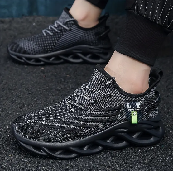 Khaki elastic sole mesh flying woven shoes