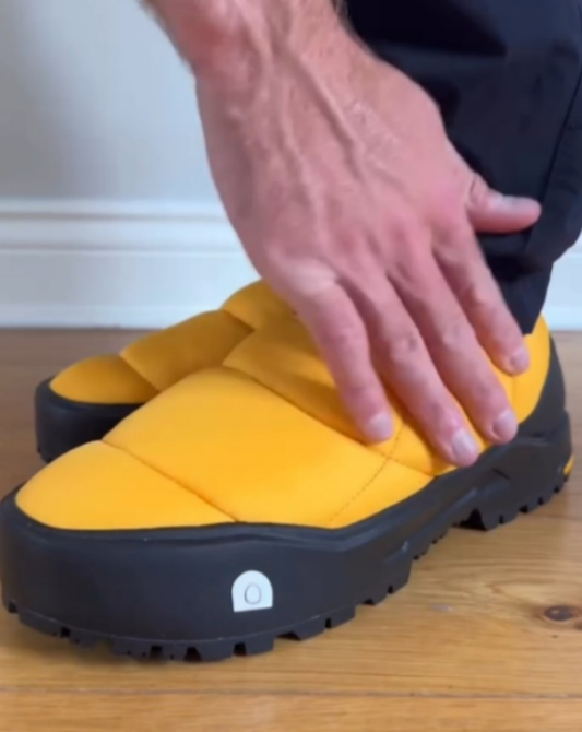 Yellow cotton padded waterproof casual shoes