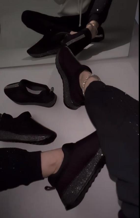 Hollow Breathable Bright Shoes