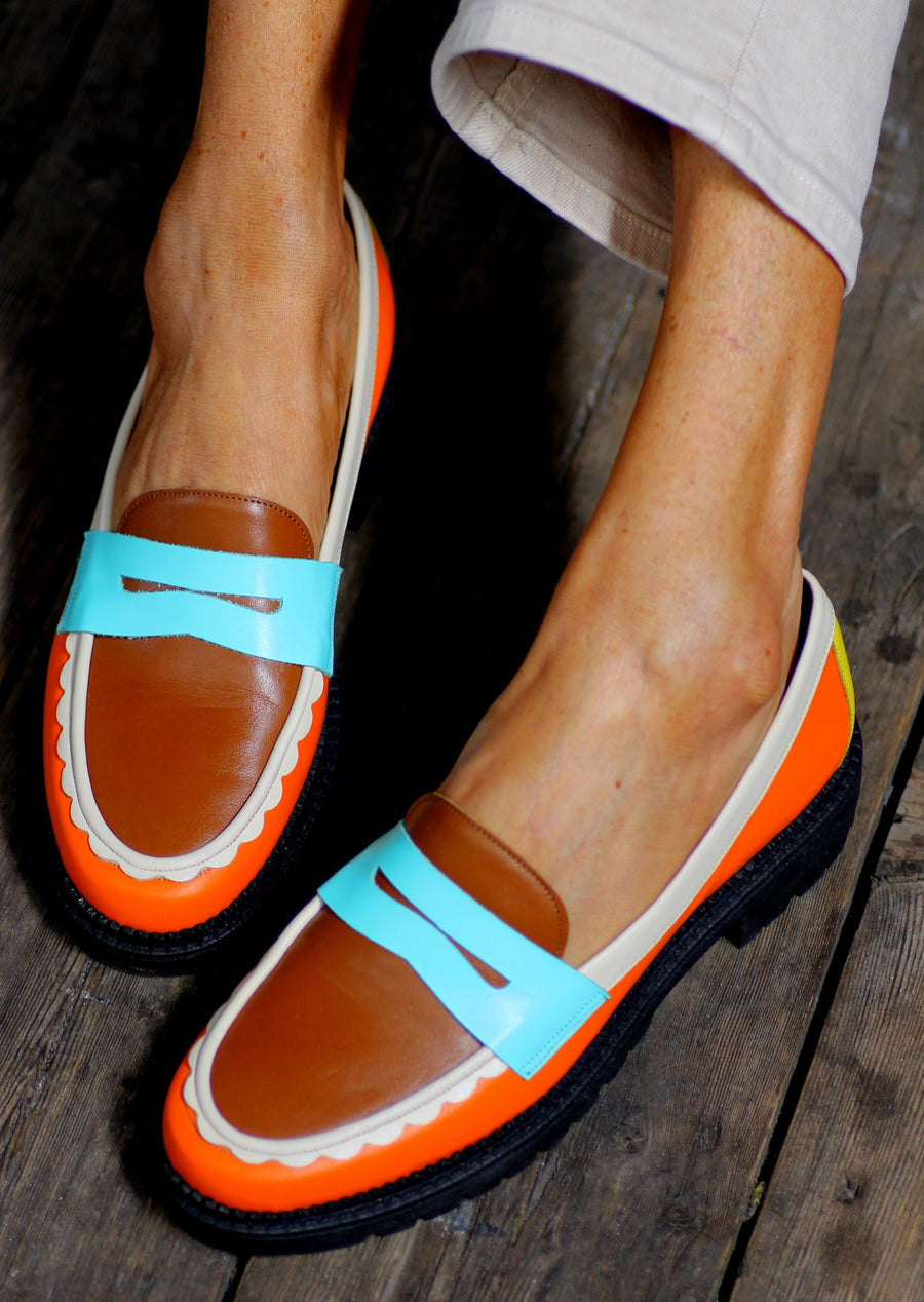 Eye-catching chic Italian leather loafers