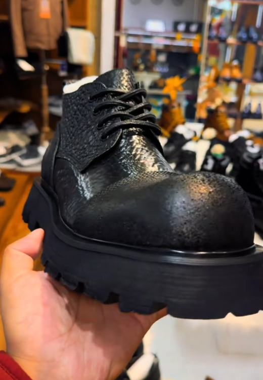 Men's Black Classic Matte Leather Shoes