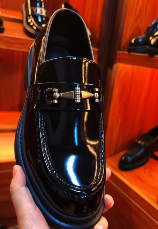 Men's smooth high-quality casual leather shoes