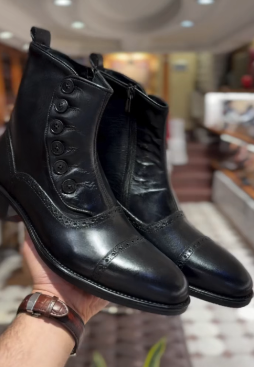 Men's fashion button boots