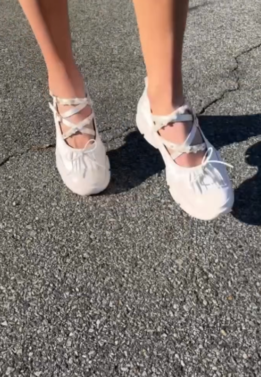 Women's fashion ballet style sneakers