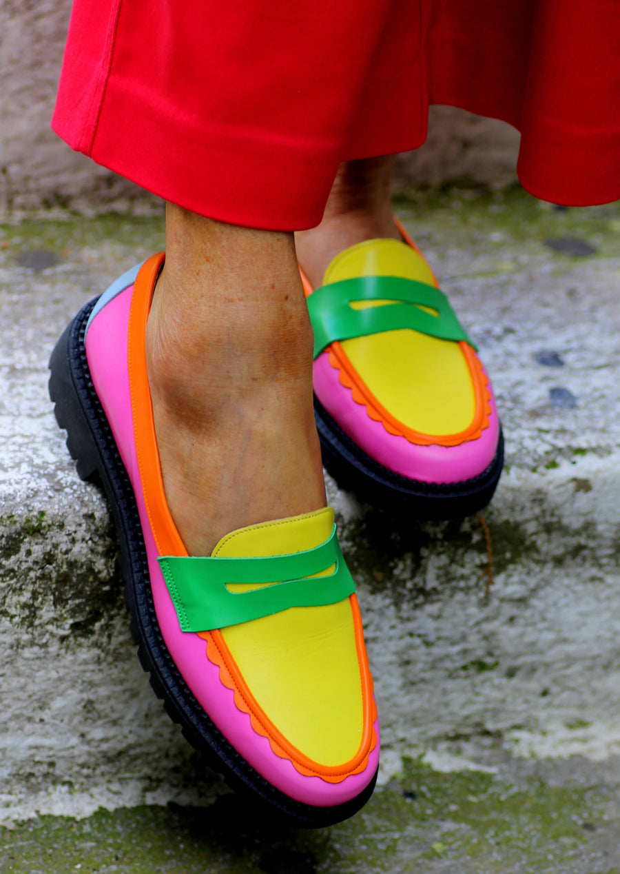 Eye-catching chic Italian leather loafers