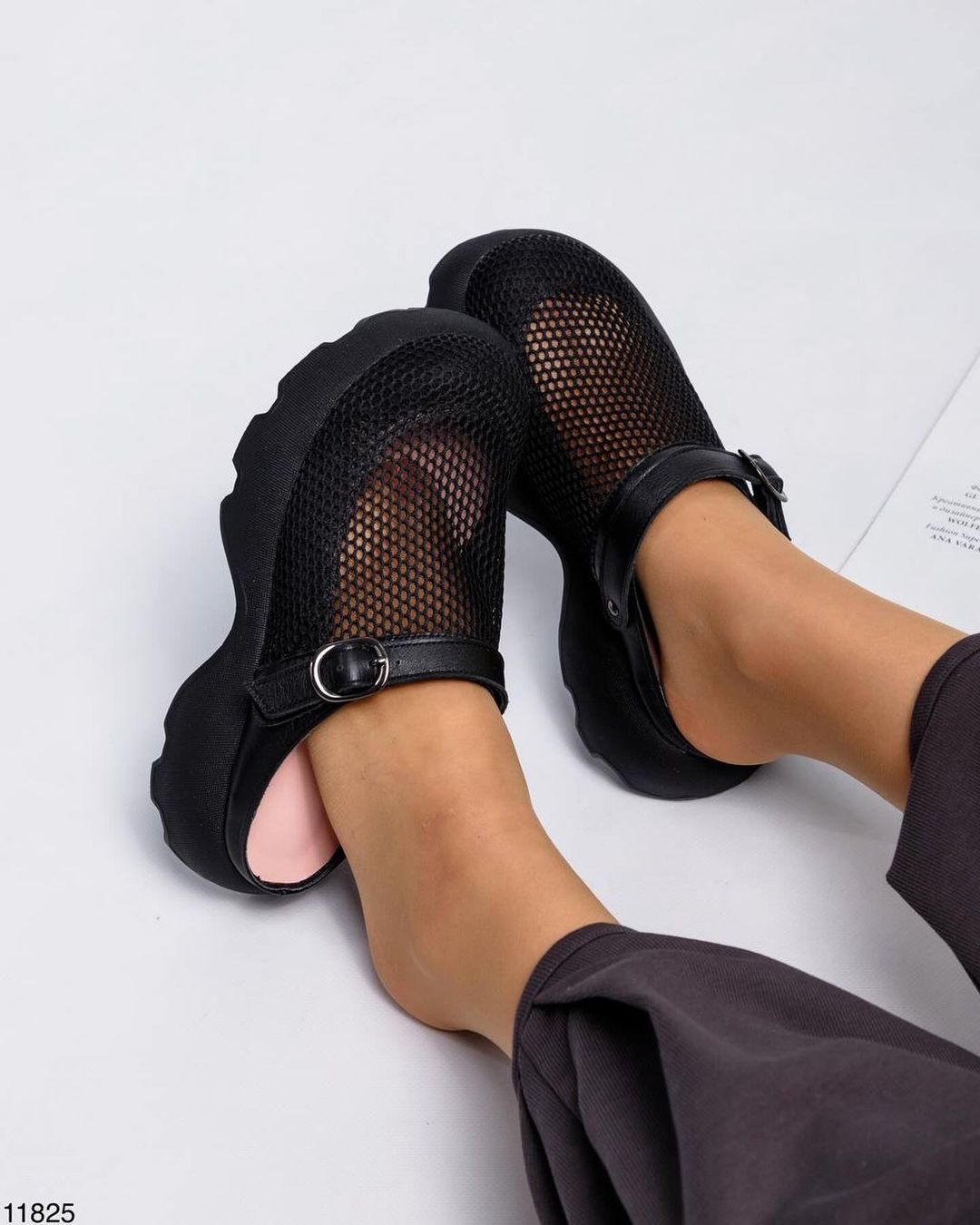 Mesh comfortable casual sandals