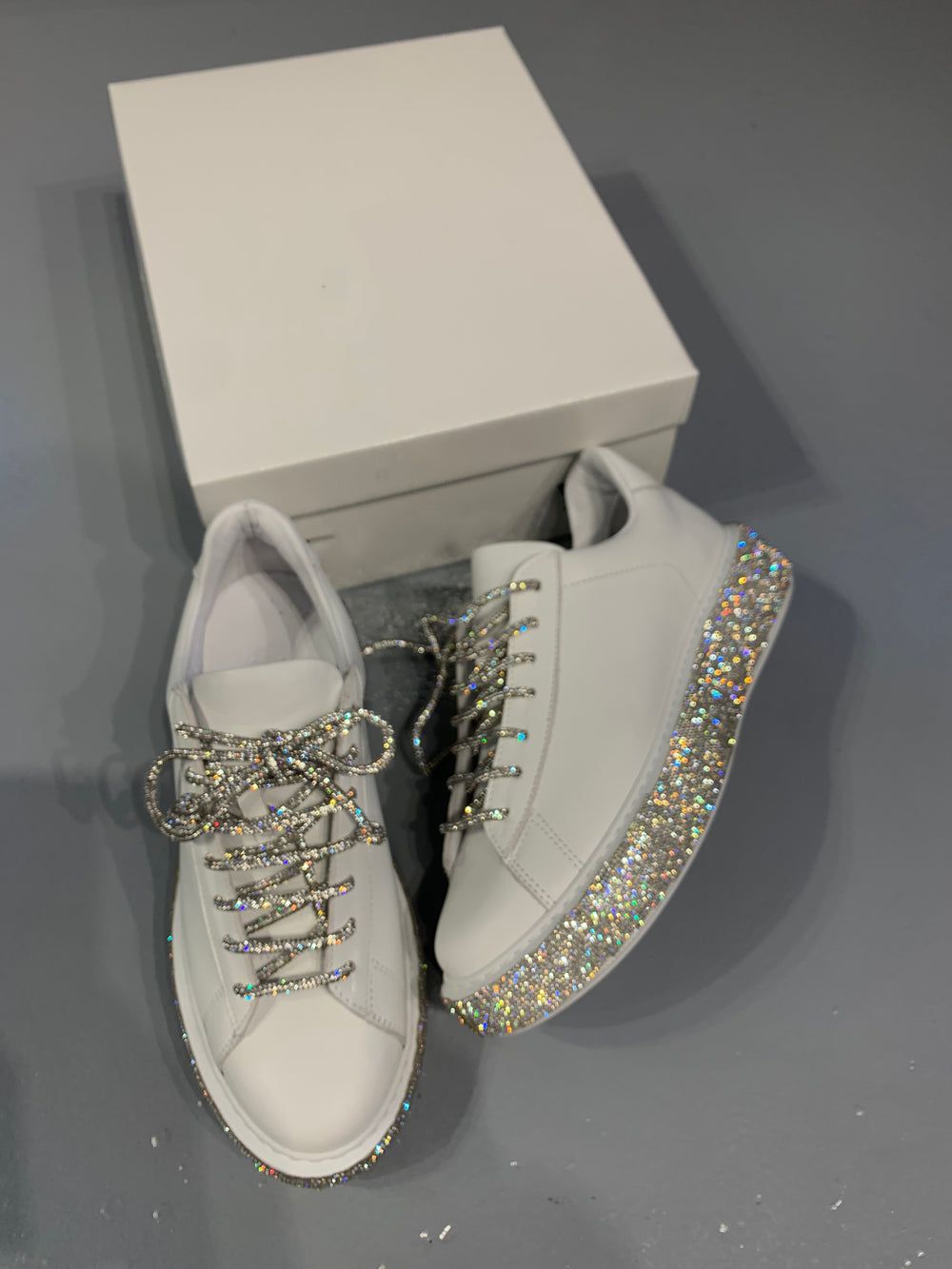 Silver glitter sole casual shoes