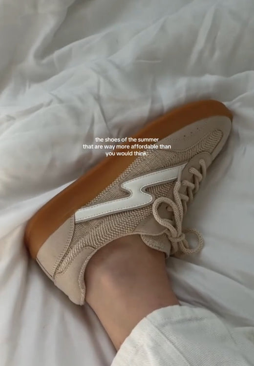 Women lightning breathable comfortable casual shoes