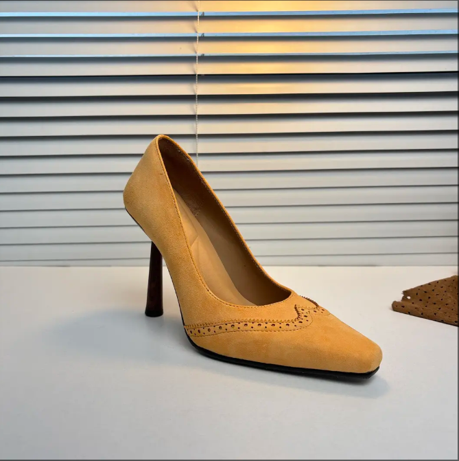 2025 New Spring and Autumn Style French Casual Shoes with Fine Heel and Small Square Head