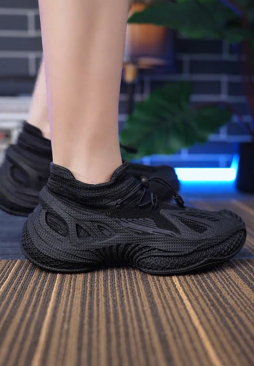 Men's non-slip wear-resistant breathable mesh flying shoes