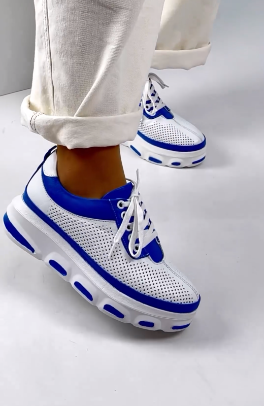 Blue soft sole breathable casual shoes