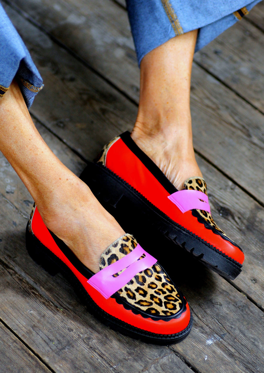 Eye-catching chic Italian leather loafers