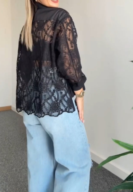 Hollow hand-embroidered lace top