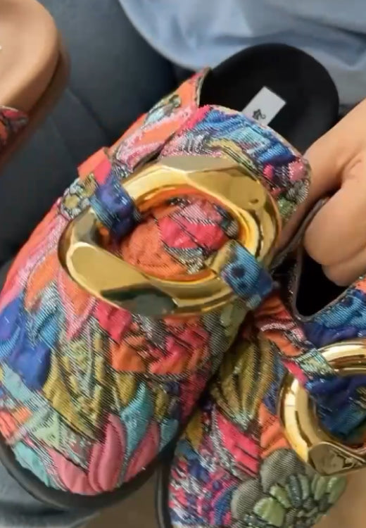 Color printed metal half slippers