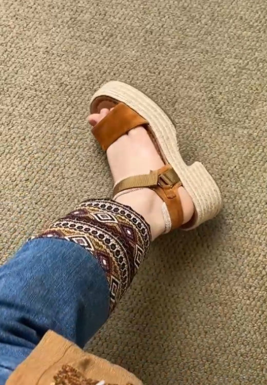 Soft-soled waterproof comfortable sandals