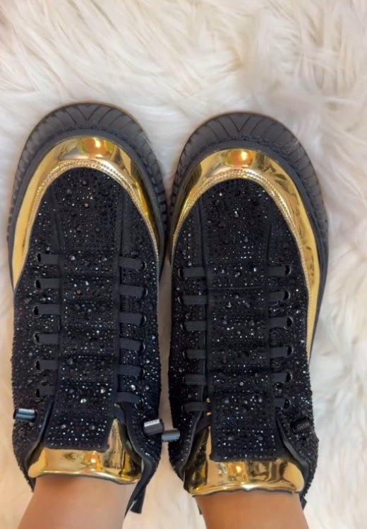 High-quality casual shoes with starry sky and gold leather stitching