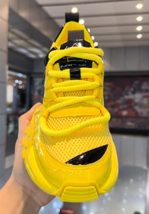Yellow glossy stitching breathable casual shoes
