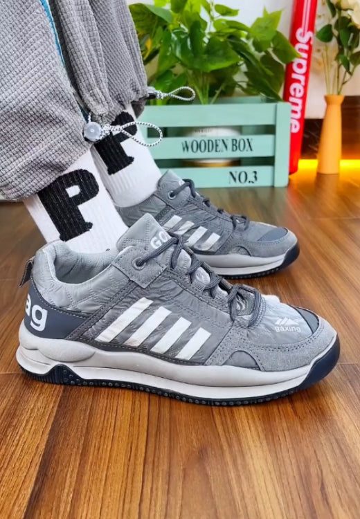 Slash multicolor soft-faced casual shoes