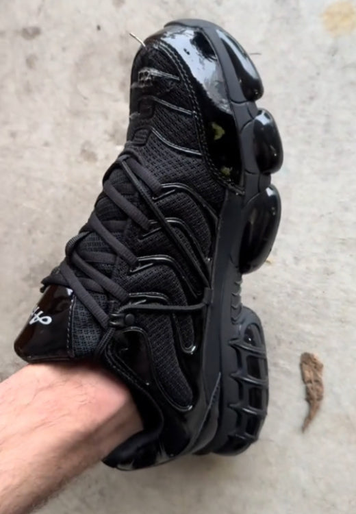 Black air cushion smash-proof and comfortable work shoes