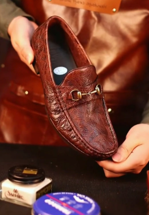 Men's handmade dark leather shoes