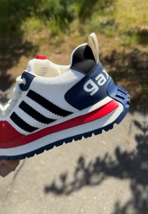 Red and white matching thick shoelaces sneakers