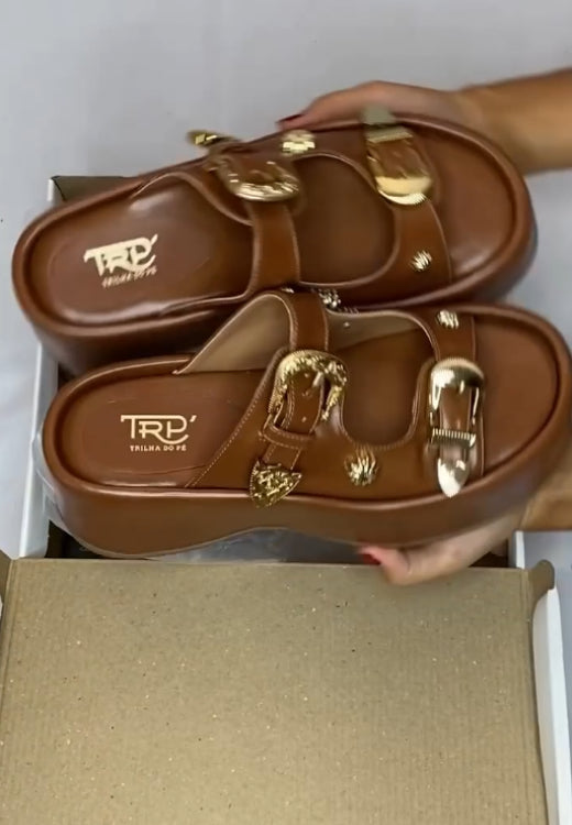 Fashion metal buckle retro heightening slippers