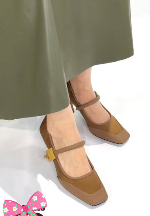 Elegant and comfortable metal buckle high heels