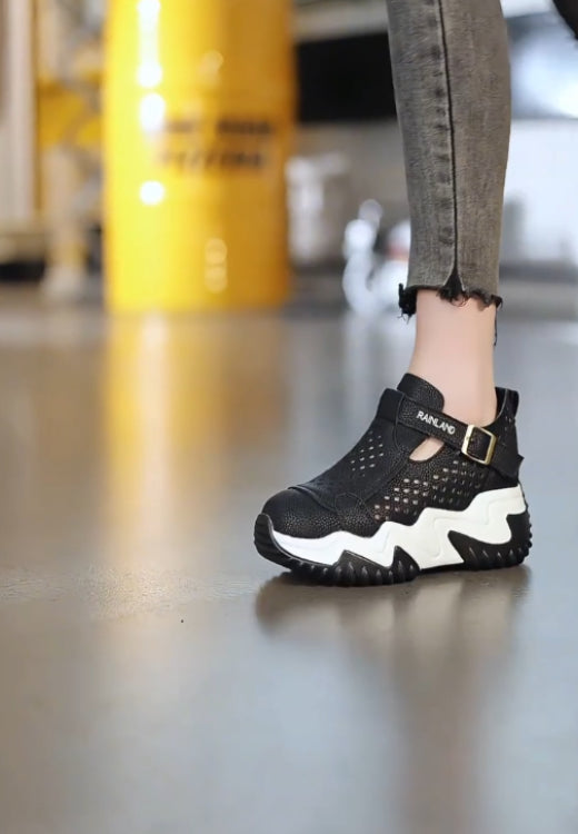 Black hollow breathable metal buckle casual shoes