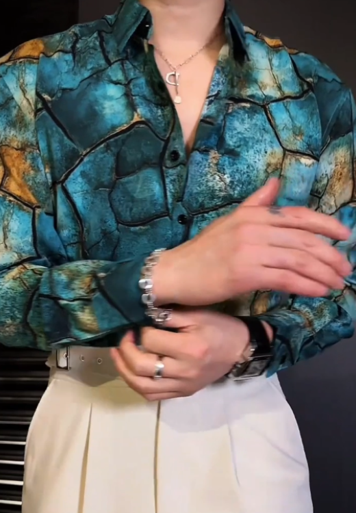 Men's elegant blue chip shirt