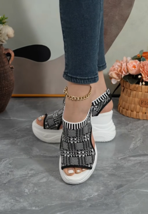 Fashion arch supports convenient and comfortable elastic sandals