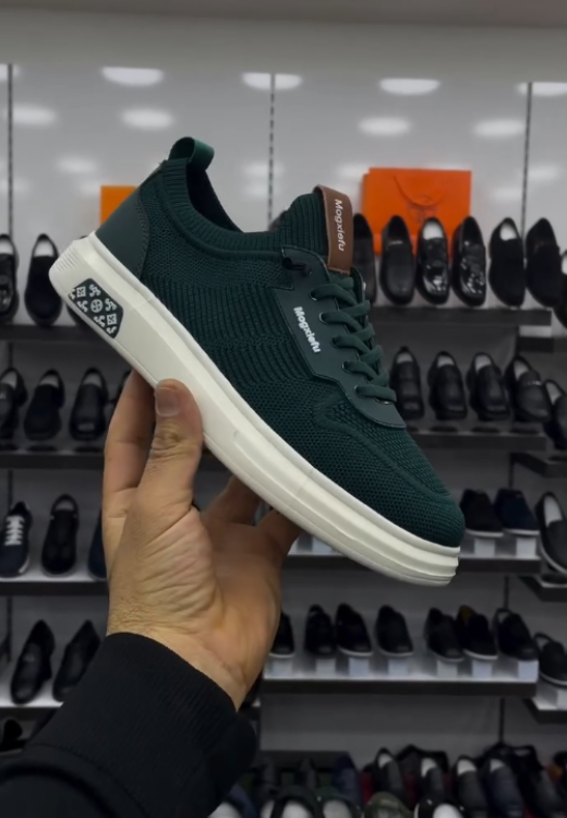 Men's dark green breathable casual shoes