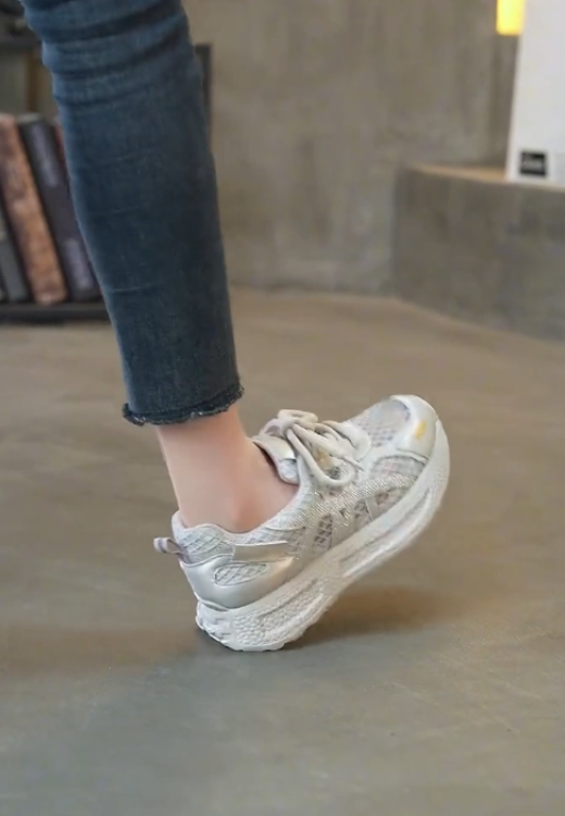 Women's white mesh stitching casual shoes